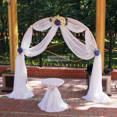 Цветочная композиция И4693 - Салон цветов Ирис