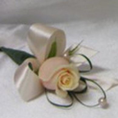 Бутоньерка П4843 - Салон цветов Планета цветов