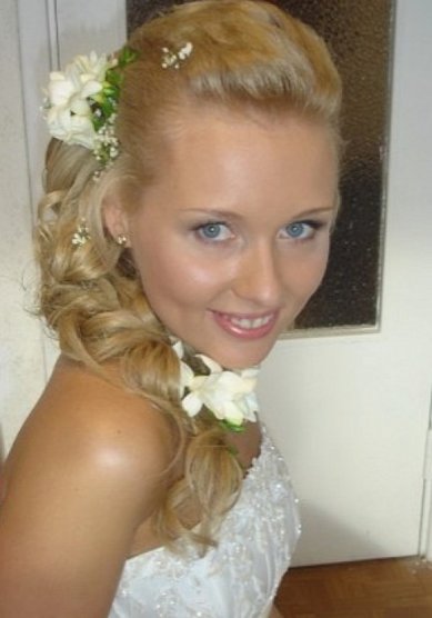 Прическа на свадьбу Д13766 - Стилист-визажист Дарья Паутова