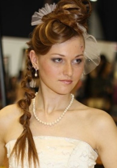 Свадебная прическа В13803 - Стилист-визажист Вероника Борякова