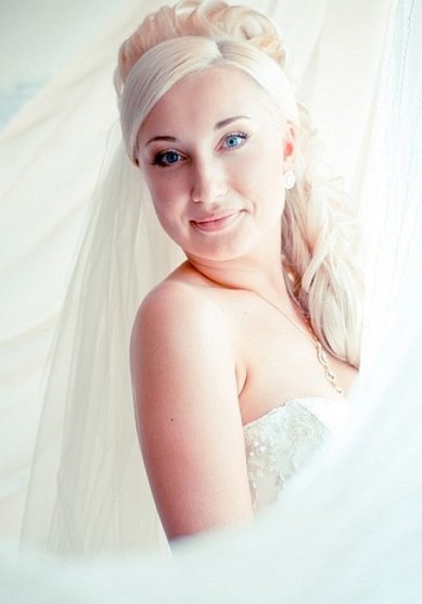 Прическа на свадьбу М13930 - Стилист-визажист Мария Блинова