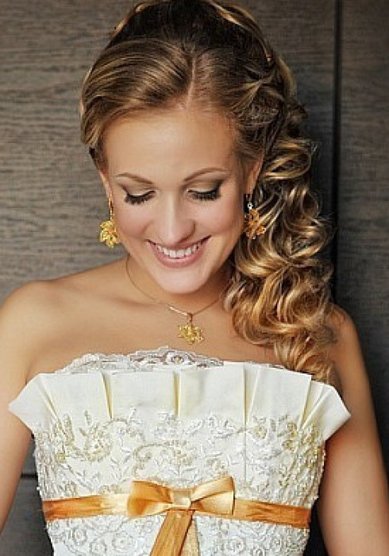 Прическа на свадьбу М13974 - Стилист-визажист Маргарита Новикова