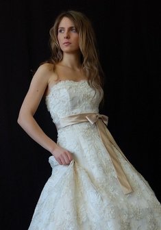 Свадебное платье 1122-A30906. А-силуэт, длинное без шлейфа.