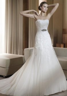 Свадебное платье BS-69-Д31230. А-силуэт, длинное со шлейфом.